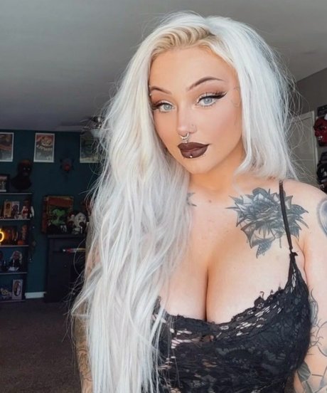 Nagie wyciekłe zdjęcie OnlyFans od Screamqueen68