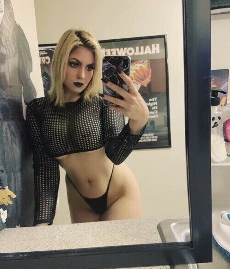Nagie wyciekłe zdjęcie OnlyFans od Xxxorcist