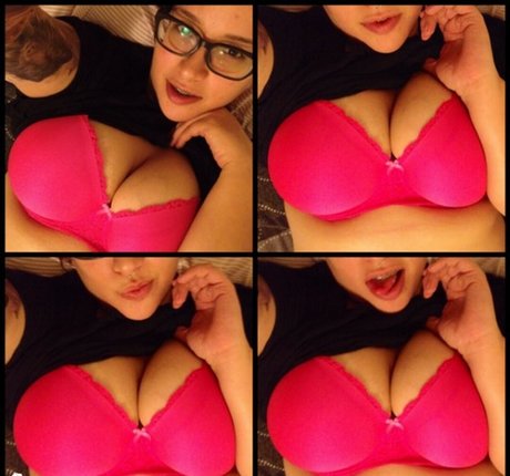 Nagie wyciekłe zdjęcie OnlyFans od Silvercharmer