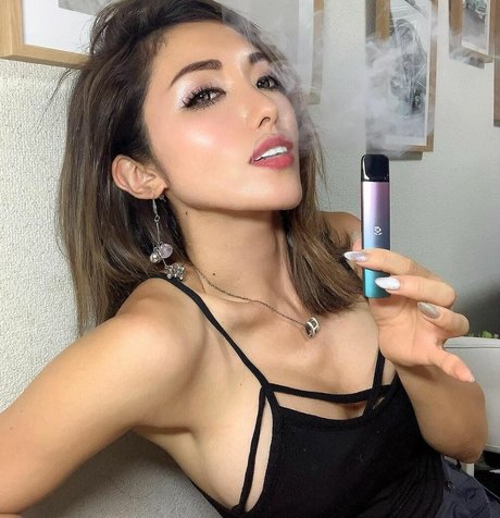 Nagie wyciekłe zdjęcie OnlyFans od Makiron