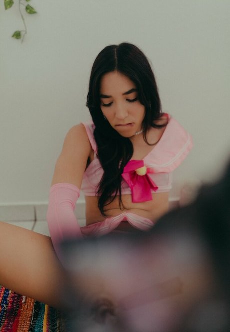 Nagie wyciekłe zdjęcie OnlyFans od Alexandra Pereles