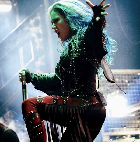 Nagie wyciekłe zdjęcie OnlyFans od Womenmetal