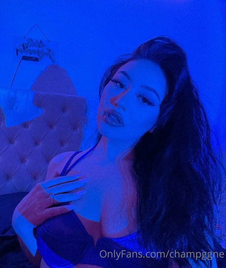 Nagie wyciekłe zdjęcie OnlyFans od Champggne
