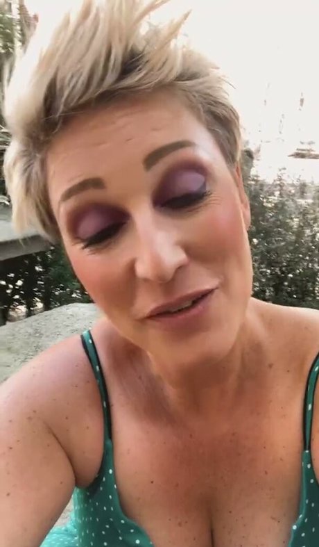 Nagie wyciekłe zdjęcie OnlyFans od Becky Mantin