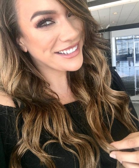 Nagie wyciekłe zdjęcie OnlyFans od Lina Fanene
