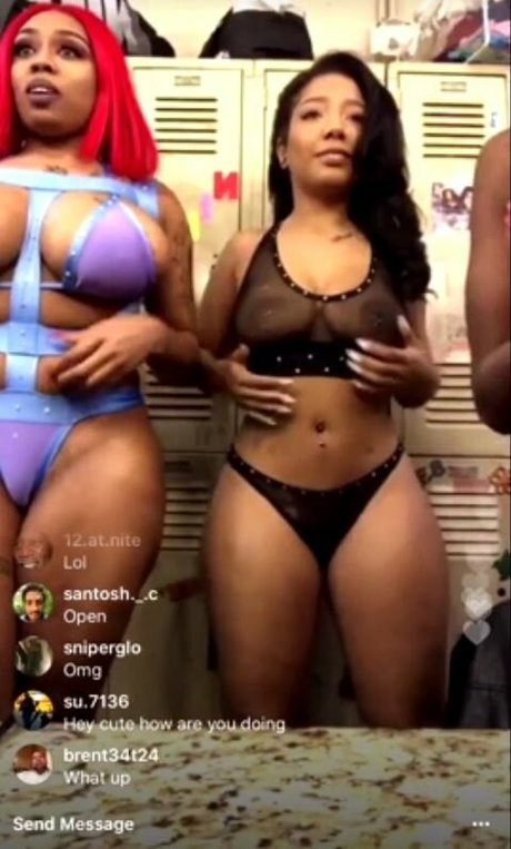 Nagie wyciekłe zdjęcie OnlyFans od Kiko Blac