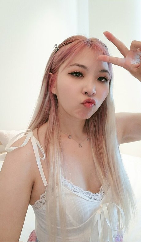 Nagie wyciekłe zdjęcie OnlyFans od Yvonneflinetv