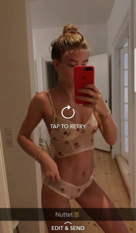 Nagie wyciekłe zdjęcie OnlyFans od Emili Sindlev