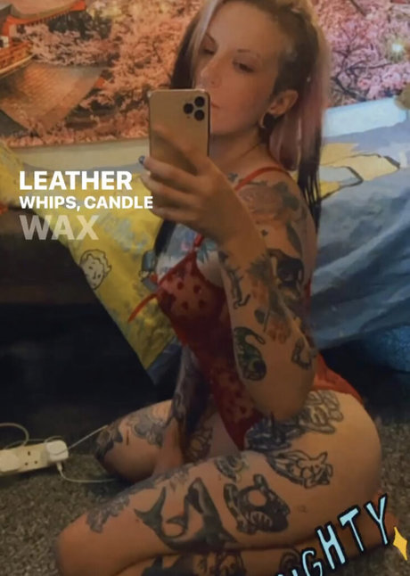 Nagie wyciekłe zdjęcie OnlyFans od Mamaherbz