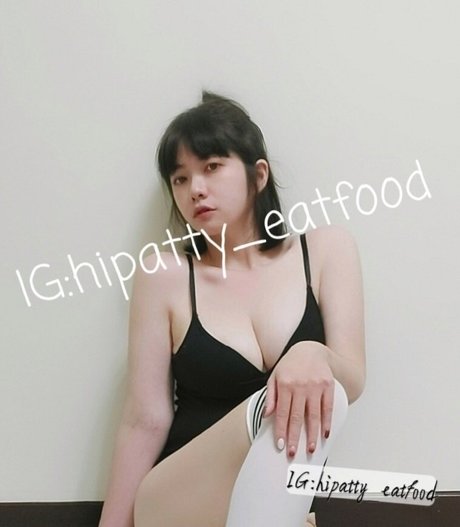 Hipatty_eatfood