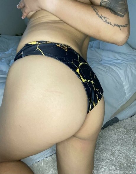Nagie wyciekłe zdjęcie OnlyFans od Anouruk