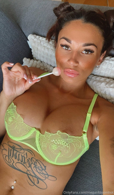 Nagie wyciekłe zdjęcie OnlyFans od Meganbloomhot