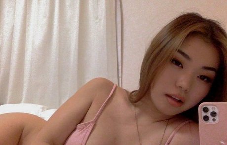 Nagie wyciekłe zdjęcie OnlyFans od Yukipinkymoon
