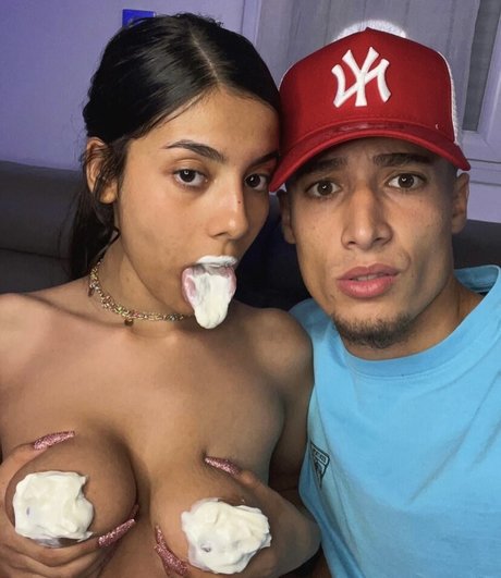Nagie wyciekłe zdjęcie OnlyFans od Capi Prive