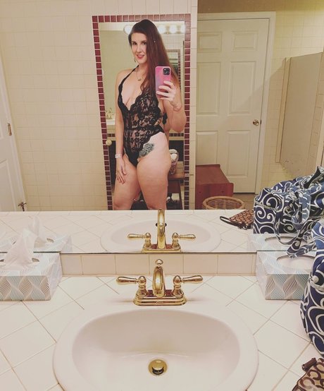 Nagie wyciekłe zdjęcie OnlyFans od Lexisunshine3191