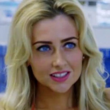 Nagie wyciekłe zdjęcie OnlyFans od Gemma Merna