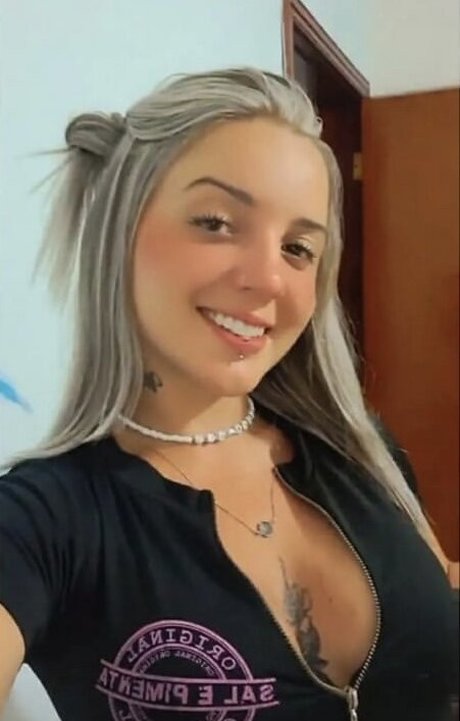 Nagie wyciekłe zdjęcie OnlyFans od Branca