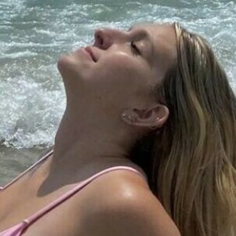 Nagie wyciekłe zdjęcie OnlyFans od Kaitlynlacasse
