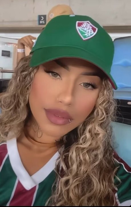 Nagie wyciekłe zdjęcie OnlyFans od Muito Linda