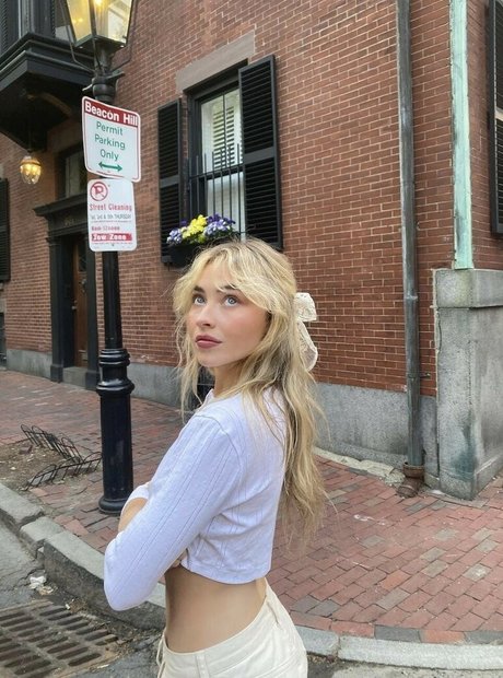 Sabrina Carpenter
