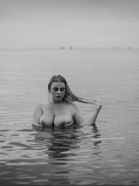 Nagie wyciekłe zdjęcie OnlyFans od Chloe Michelle
