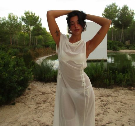 Dua Lipa
