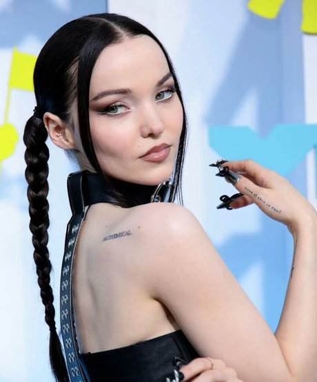 Dove Cameron