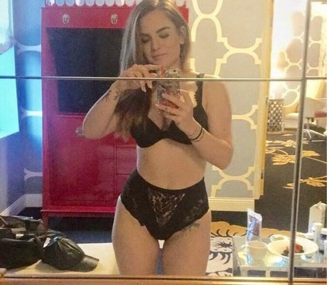 Joanna Jojo Levesque