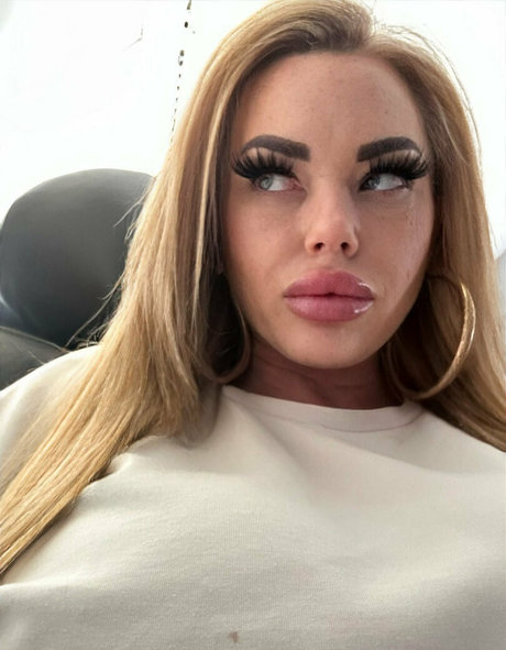 Nagie wyciekłe zdjęcie OnlyFans od Katrinathicc