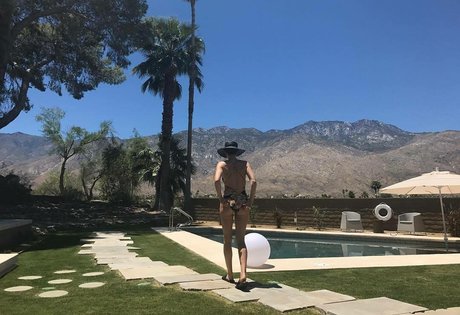 Nagie wyciekłe zdjęcie OnlyFans od Shelley Hennig