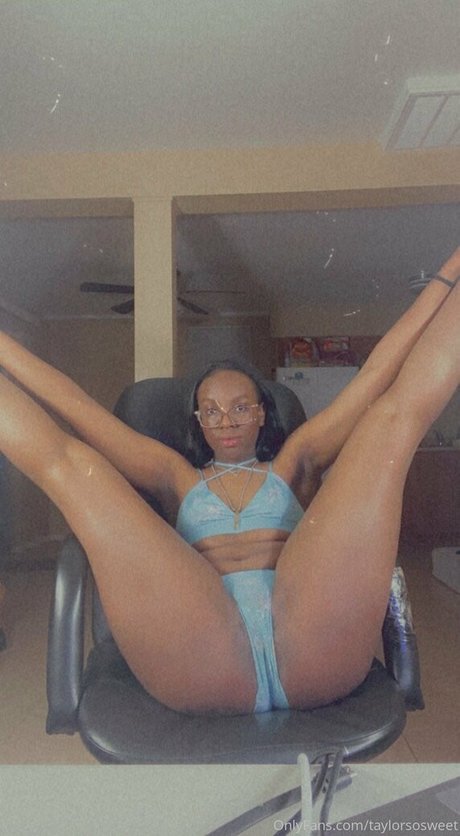 Nagie wyciekłe zdjęcie OnlyFans od Itstaylorofficial