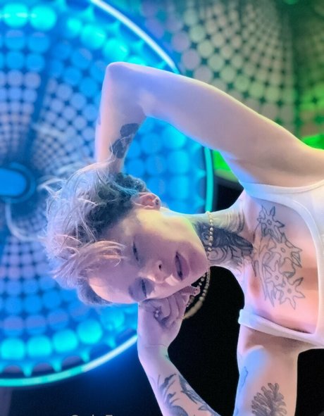 Nagie wyciekłe zdjęcie OnlyFans od Gingerxsweetness