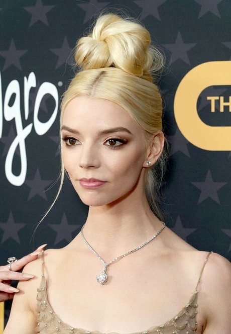 Anya Taylor-Joy