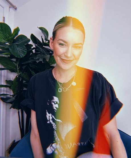 Nagie wyciekłe zdjęcie OnlyFans od Renee Paquette