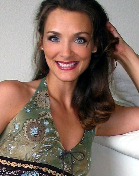 Southern-Charms Reese