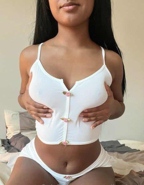 Nagie wyciekłe zdjęcie OnlyFans od Llalalinaafree