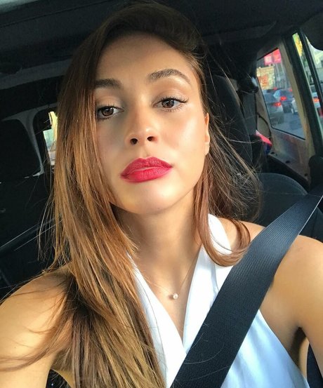 Lindsey Morgan