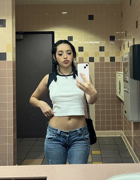 Nagie wyciekłe zdjęcie OnlyFans od Erotiicaaa
