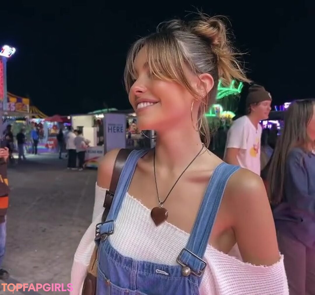 Nagie wyciekłe zdjęcie OnlyFans od Madison Beer #1071