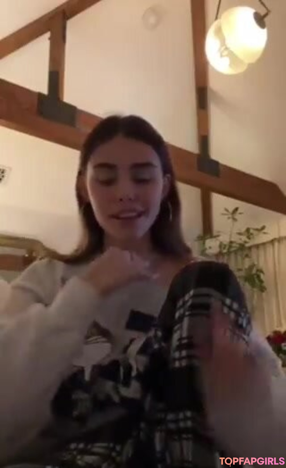 Nagie wyciekłe zdjęcie OnlyFans od Madison Beer #1095