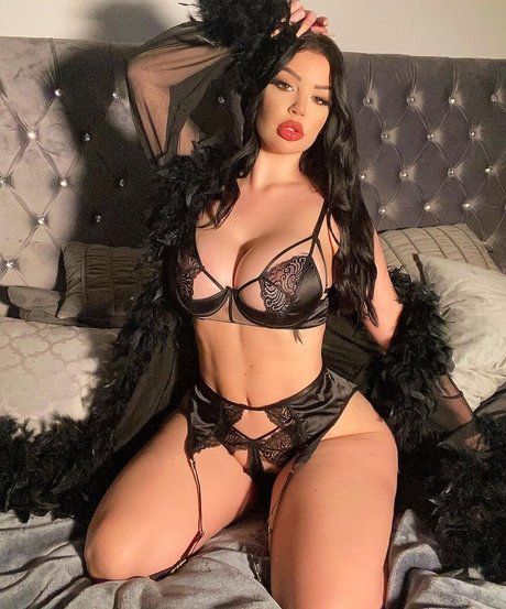 Nagie wyciekłe zdjęcie OnlyFans od Elizabeth Georgina