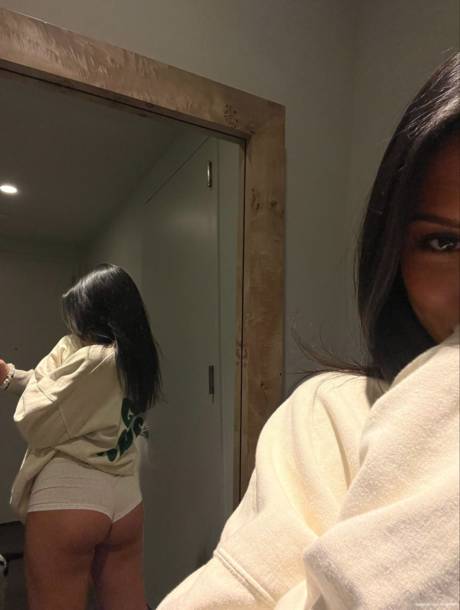 Julia Kelly