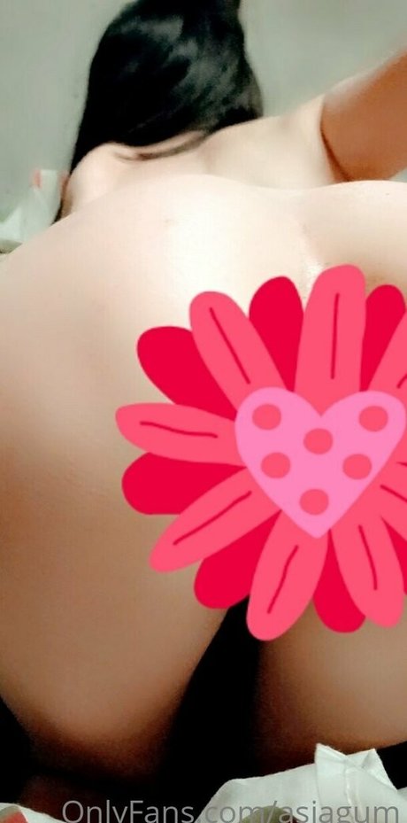 Nagie wyciekłe zdjęcie OnlyFans od Asiagum