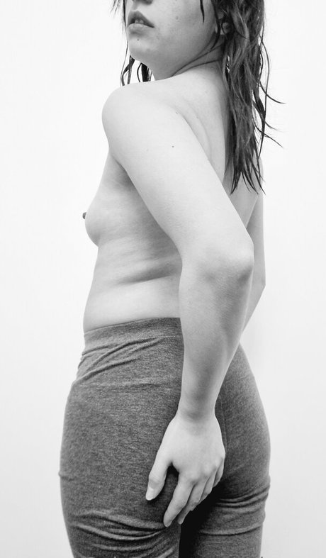Nagie wyciekłe zdjęcie OnlyFans od Asiagum