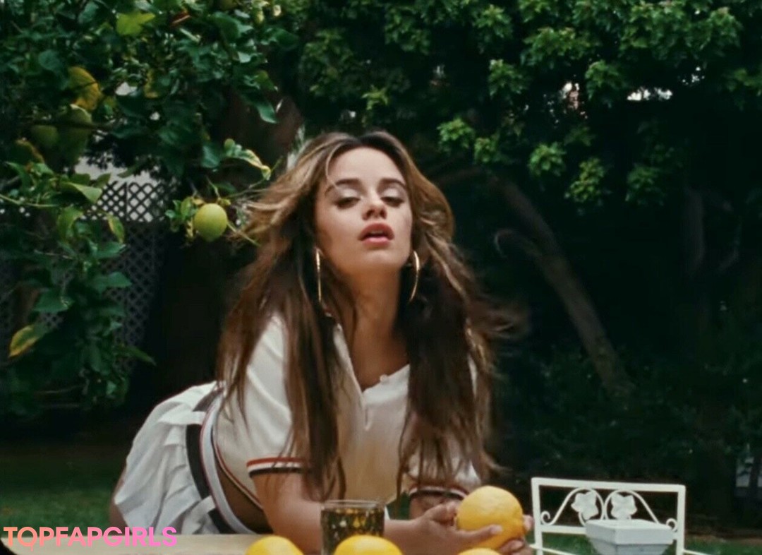 Nagie wyciekłe zdjęcie OnlyFans od Camila Cabello #1013