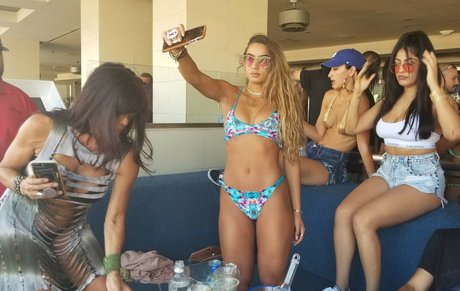 Sommer Ray