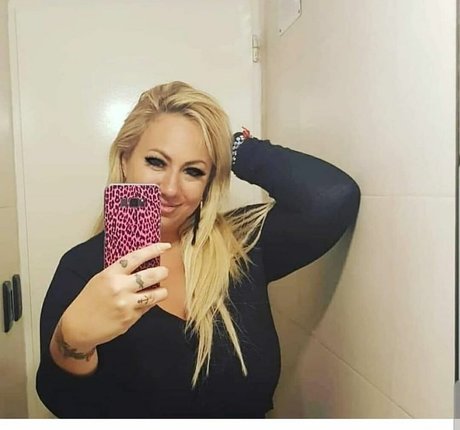 Nagie wyciekłe zdjęcie OnlyFans od Blondemaria
