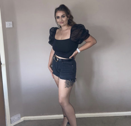 Nagie wyciekłe zdjęcie OnlyFans od Chelsealeigh