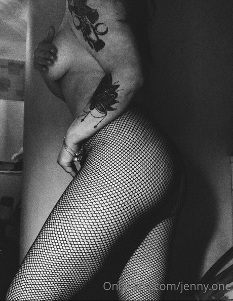 Nagie wyciekłe zdjęcie OnlyFans od Jennychubby