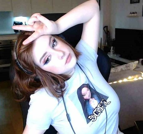 Nagie wyciekłe zdjęcie OnlyFans od Gemothy